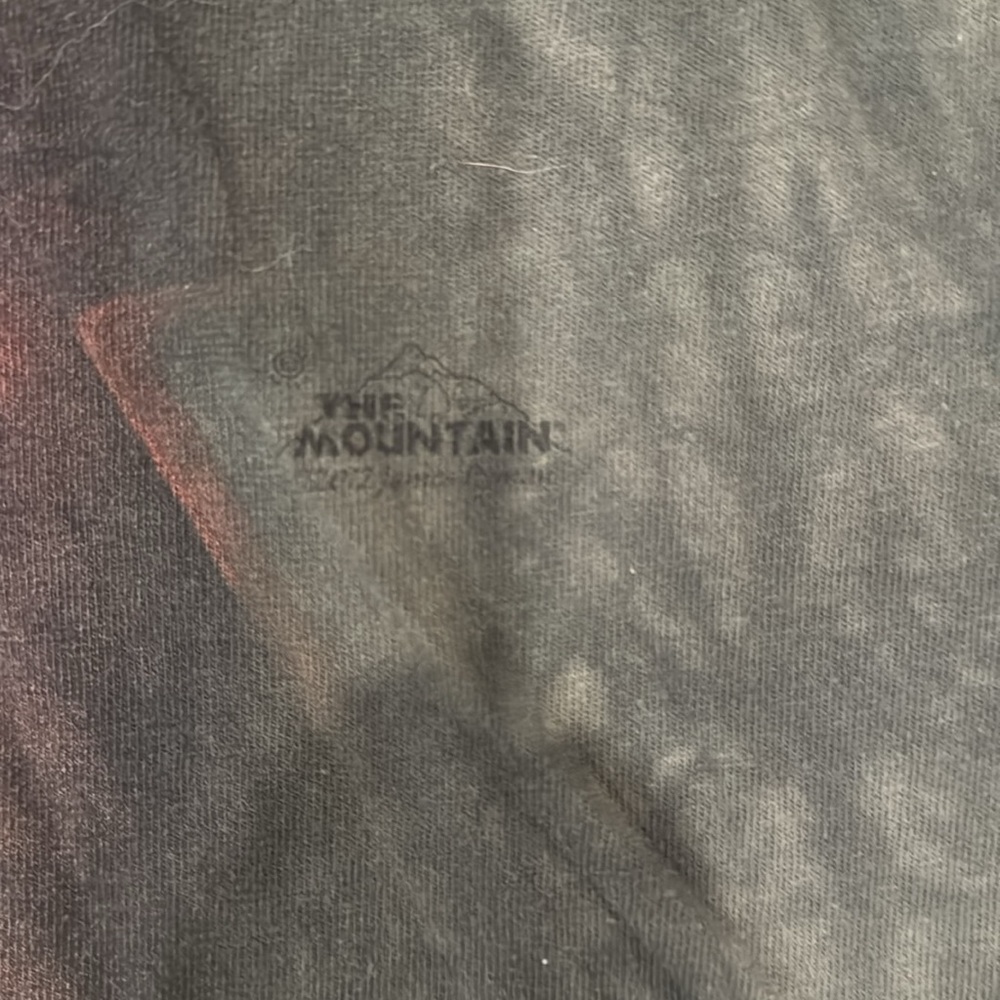 The Mountain Men’s XL Tshirt with decaying clown graphic - Picture 2 of 7